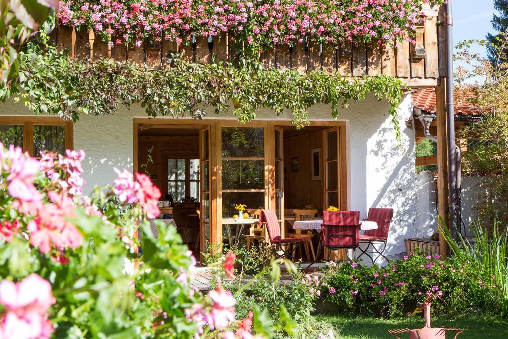 Bed & Breakfast Suzanne's & Gardens